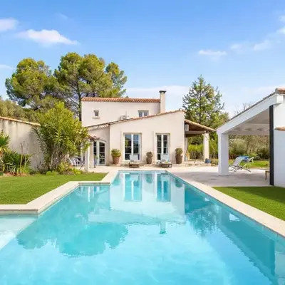 Aurenza - Piscine - Jardin paysager - Vue campagne
