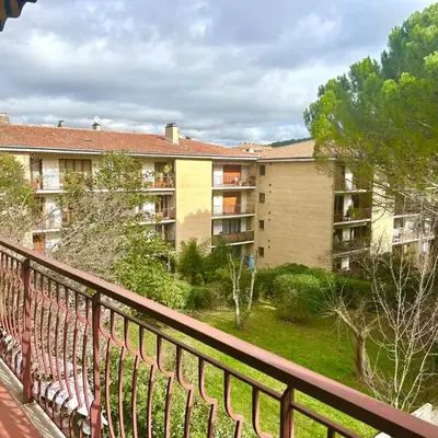 Superbe T4 proche Aix centre ville avec clim et parking