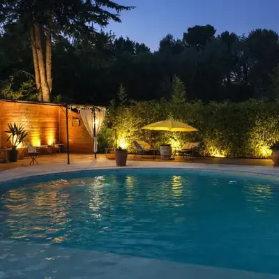 Superbe Villa Piscine Jardin proche Aix