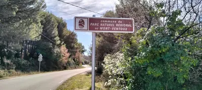 a street sign on the side of a road at L'Hymette in Blauvac