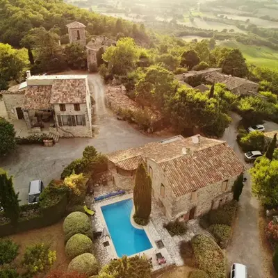 La Fenice - Beautifully restored property with heated pool in small village