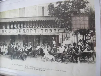 an old photo of a group of people in front of a building at Le Guintrand in Bédoin