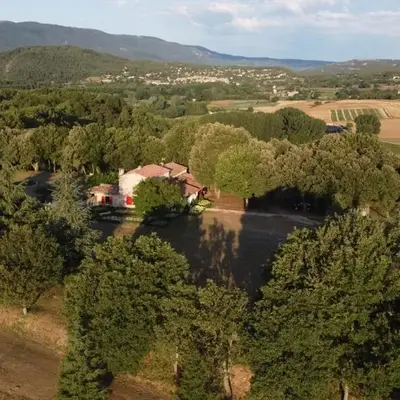 Les Néfliers chambre d'hôtes