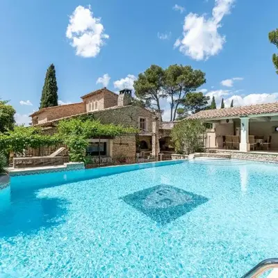 Amazing Home In Orgon