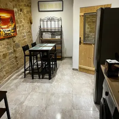 APPARTEMENT CAROMB proche Mont VENTOUX avec clim