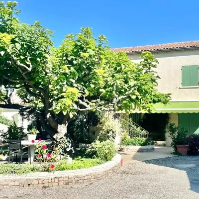 Rendez-vous au soleil de Provence - gite 4 personnes 80m2 - coin jardin - climatisation