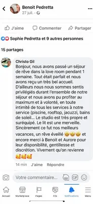 a screenshot of a text message on a cell phone at L'Aurore Love Room de prestige jacuzzi sauna piscine chauffée cuisine in Carpentras