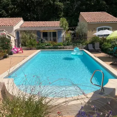 Les Hauts d'Eyragues gite Rêverie Meublé classé 4 étoiles