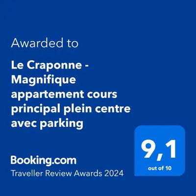 a screenshot of a cell phone with the text awarded to le croynes magnitative at Le Craponne - Magnifique appartement cours principal plein centre avec parking in Salon-de-Provence