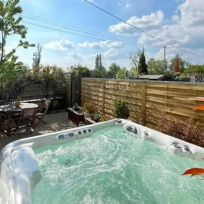 Logement entier avec jacuzzi en provence